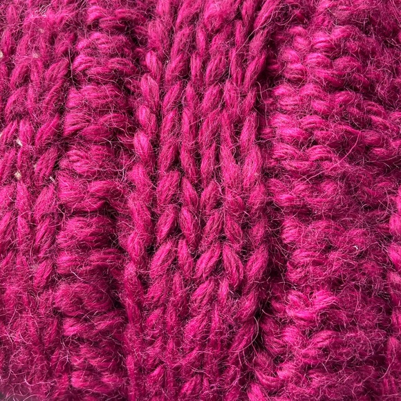 Set of beanie and scarf - Picture 9 of 9